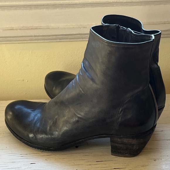 Official Creative dark gray/black leather boots 38.5. - Picture 6 of 9
